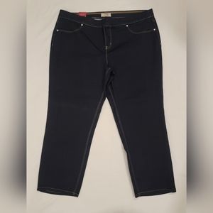 l.e.i. pull on crop jeans size 17 dark wash capris